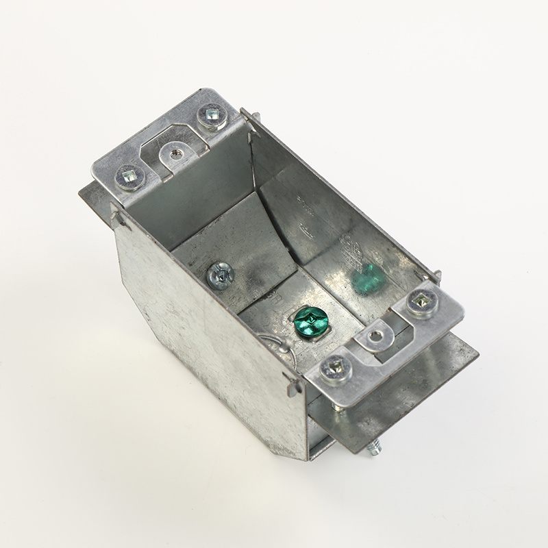 Insulated Compression EMT Connector